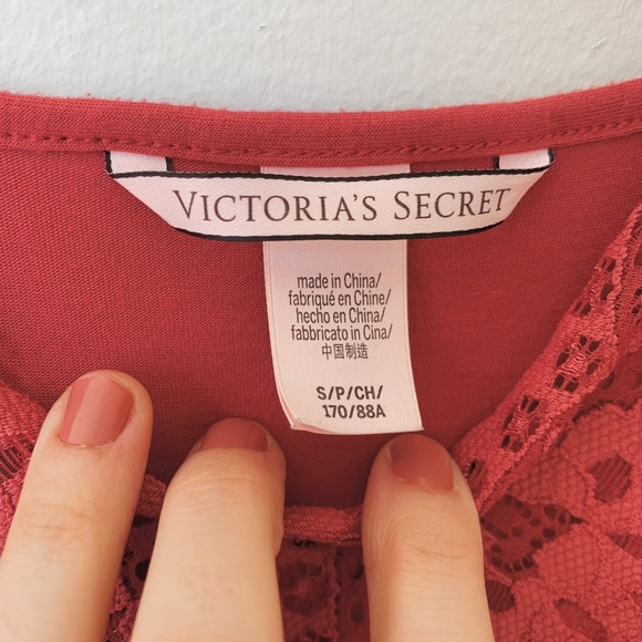 🌺SOLD🌺Pink Berry Victoria’s Secret Sleep Romper Small - Picture 2 of 5